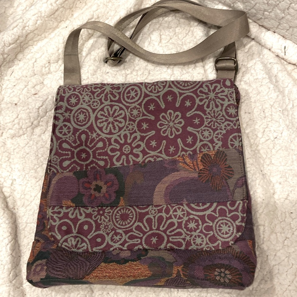 Maruca Colorado hand made floral print boho acquards in rich autumn colors bag